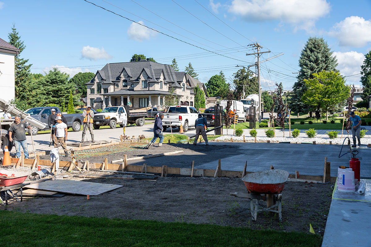 Luxury residence concrete driveway