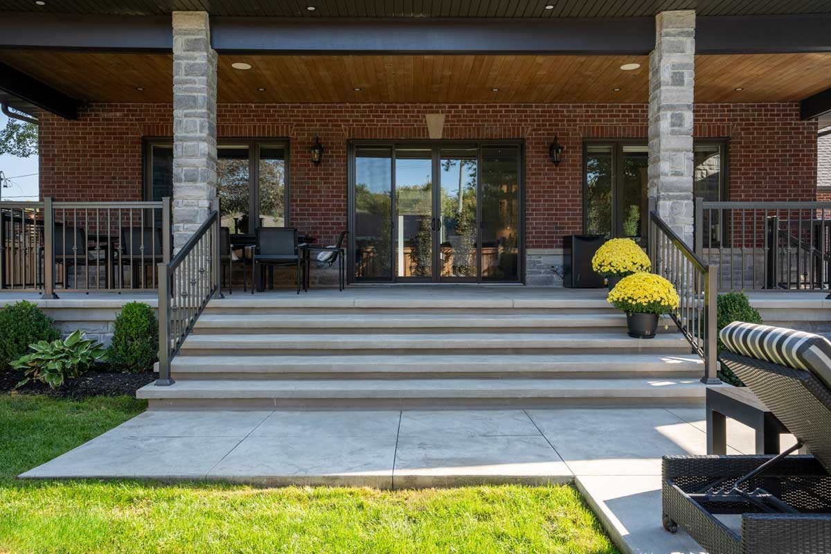 Concrete patio steps
